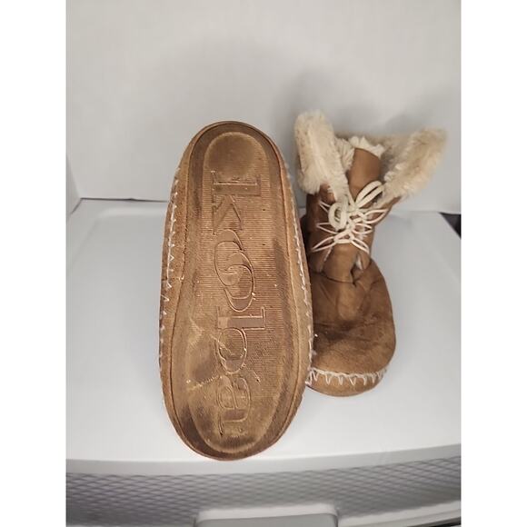 Kooba Moccasins Slipper Boots brown Faux Fur 45836 Size L 8-9 Laced - Picture 4 of 4